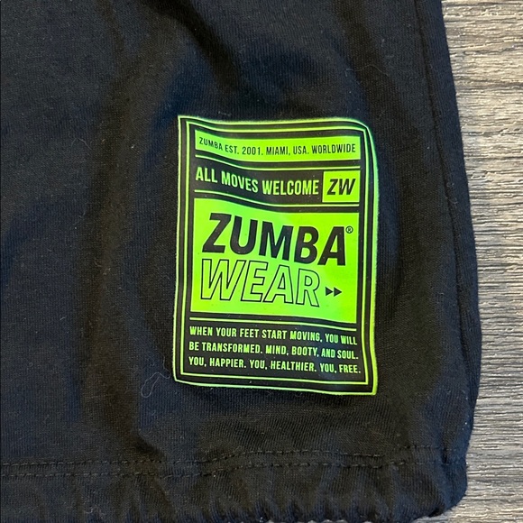 Zumba Fitness Black Sleeveless Hoodie - Picture 5 of 6